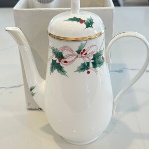 RARE Mikasa Ribbon Holly Coffee Server Pot Teapot Discontinued Old Stock